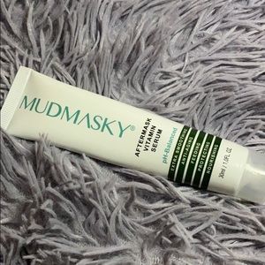 Brand new & sealed.  MUDMASKY serum